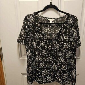 Lauren Conrad Ladies Black & White Floral Print Top Shirt Blouse Sz XL